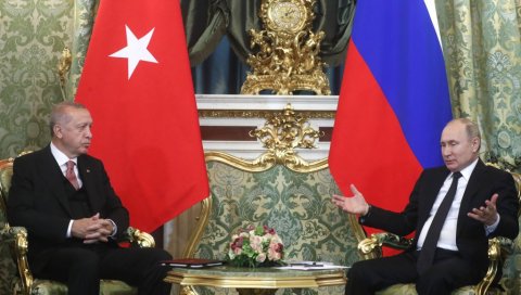РАЗГОВАРАЛИ ЕРДОГАН И ПУТИН: Турски лидер захвалан Русији