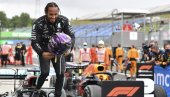 PRODUŽENA VERNOST: Hamilton potpisao novi ugovor sa Mercedesom