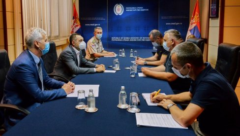 KONTINUITET DOBRE SARADNJE: Sastanak ministra Vulina sa predstavnicima Sindikata „Nezavisnost” u Ministarstvu odbrane i Vojsci Srbije KONTINUITET DOBRE SARADNJE: Sastanak ministra Vulina sa predstavnicima Sindikata „Nezavisnost” u Ministarstvu odbrane i Vojsci Srbije