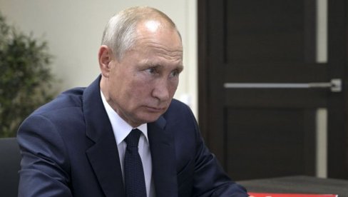 Putin parafirao budućnost Rusije Putin parafirao budućnost Rusije