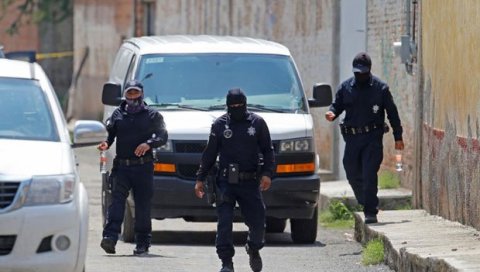 РАТ КЛАНОВА У МЕКСИКУ: Најмање 11 особа погинуло у пуцњави