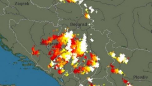 GORI NEBO OD GROMOVA I OLUJA NAD SRBIJOM: Poznati meteorolog upozorava - Može doći do bujica i poplava (FOTO)