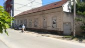 VRTIĆ UMESTO FABRIKE: Ukloniće 14,5 tona krovnog pokrivača od azbesta