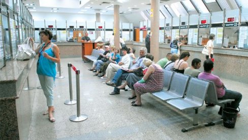 РАДНИ СТАЖ СЕ РАЧУНА ЈОШ ЈЕДНОЈ ГРУПИ ГРАЂАНА: Потребно је само да се испуни један услов РАДНИ СТАЖ СЕ РАЧУНА ЈОШ ЈЕДНОЈ ГРУПИ ГРАЂАНА: Потребно је само да се испуни један услов