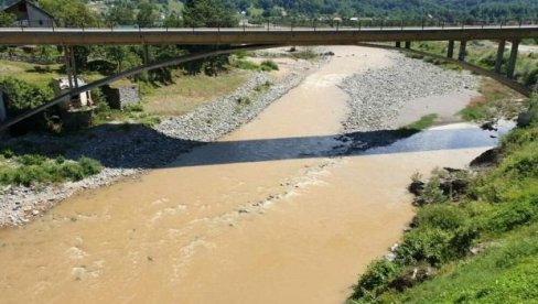 ZAMUĆENJE REKE TARE: Turisti odbili da idu na raftinh