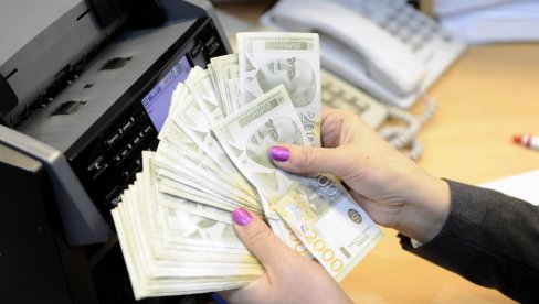 DANAS POČINJE ISPLATA PENZIJA ZA AVGUST: Ovi građani prvi dobijaju novac