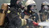 VATRENA STIHIJA PROGUTALA SEDAM ZGRADA: Vatrogasci uspeli da ugase požar