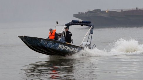 UŽAS U STANARIMA: Nestao im kolega, danima su pretraživali jezero - danas potvrđene crne slutnje