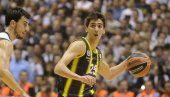 POJAČANJE ZA KOKOŠKOVA: Sipahi se posle pet godina vratio u Fenerbahče