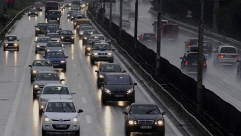 ВАЖНО УПОЗОРЕЊЕ ЗА ВОЗАЧЕ ПРЕД СРЕТЕЊЕ: Огласили се Путеви Србије