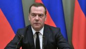 ПРЕТЊА ОД НУКЛЕАРНОГ РАТА УВЕК ПОСТОЈИ Дмитриј Медведев: Криза гора неко у време Хладног рата, мора се водити одговорна политика