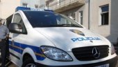 NEVEROVATNA SCENA U ZAGREBU: Na mopedu bežao od policije i bacao drogu po ulici
