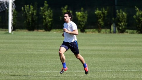 BOMBA U ITALIJI? Sandro Tonali izdaje Milan i prelazi u velikog rivala?