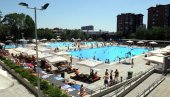 NA ŠALTER SA LIČNOM KARTOM: Podela besplatnih kartica za prestoničke bazene počinje sutra