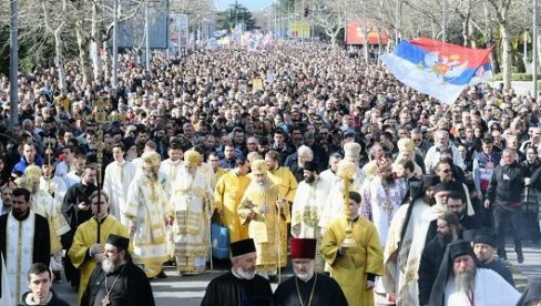 ПОСТИЗБОРНИ ДАНИ У БРАТСКОЈ ЉУБАВИ: Епископски савет тврди да СПЦ не организује скупове и позива