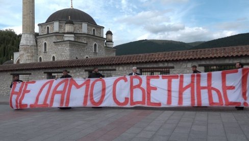 БРАНИЋЕМО ЏАМИЈЕ, ЈЕДНАКО КАО НАШЕ ЦРКВЕ: Кривокапић у Пљевљама поручио -  Не дамо светиње!