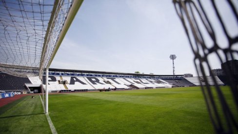 ПОЛА МИЛИОНА ЕВРА ЗА НАПАДАЧА! Партизан спремио понуду за Костића