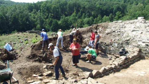 ARHEOLOŠKO NALAZIŠTE “VRELO”: Završena ovogodišnja istraživanja