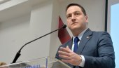 MINISTAR RUŽIĆ NA PRAVNOM FAKULTETU: Sve više maturanata želi da studira u Srbiji