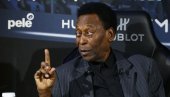 PORUKA IZ BRAZILA: Pele umesto čestitke Ronaldu promenio biografiju