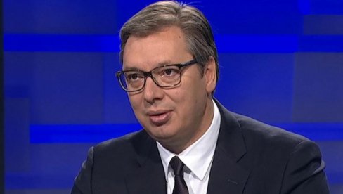 LEP GEST PREDSEDNIKA: Vučić poželeo Kolindi da što pre ozdravi (FOTO)