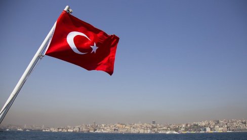 U CILJU NEUTRALISANJA TERORISTIČKIH ELEMENATA: Turska vojska izvela vazdušne napade na sever Iraka