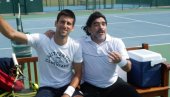 ĐOKOVIĆ VIŠE NIJE NJEGOV OMILJENI: Maradona promenio priču, podržao Federera, a sada i imenjaka
