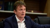 PROBUDIO SE DARKO GLIŠIĆ: Ministar u svesnom stanju