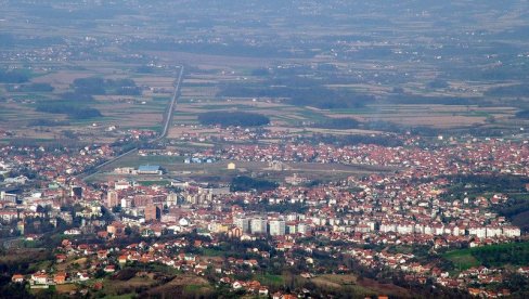 U OVOM MESTU AR GRAĐEVINSKOG ZEMLJIŠTA KOŠTA SVEGA 10 EVRA: U još pet gradova cena parcela ispod 20 evra po aru U OVOM MESTU AR GRAĐEVINSKOG ZEMLJIŠTA KOŠTA SVEGA 10 EVRA: U još pet gradova cena parcela ispod 20 evra po aru
