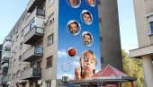 MURAL SA KOŠARKAŠIMA: Manifestacija povodom Dana američke kulture u Novom Sadu