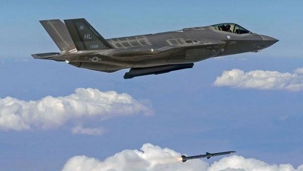 ВЕЛИКА ВЕЖБА НАТО АВИЈАЦИЈЕ: Више од 50 најмодернијих авиона над Северним морем увежбавало дог фајт
