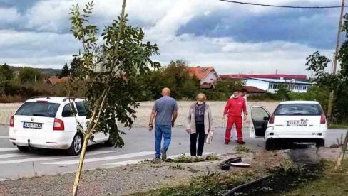 PEŽO PLESAO NA ULICI KAO PING PONG LOPTICA: Neobična soabraćajna nesreća u centru Modriče