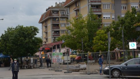 OKUPLJANJE DO PET LICA,U KAFIĆIMA PO DVOJE ZA STOLOM: Evo šta se sme, a šta ne u opštini gde je ponovo uvedena vanredna situacija