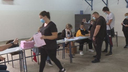 НОВА ОДЛУКА УПРАВНОГ СУДА СРБИЈЕ: Нема четвртог гласања на Шипурским ливадама у Шапцу, потрвђена победа СНС-а