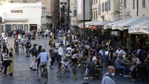 ŠTA ĆE BITI SA ITALIJOM? Sve više zaraženih, a nema dogovora o pooštravanju mera