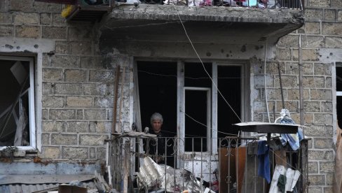DEMINERI IH UKLJANJAJU NA LICU MESTA: U Stepanakertu od početka eskalacije sukoba pronađeno 180 kasetnih bombi