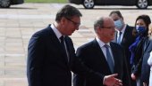 UŽIVANJE U OPERI: Predsednik Vučić i knez Albert na događaju povodom stogodišnjice smrti Alberta I