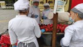 ЂАЧКИ АЈВАР НАЈБОЉИ: Будући кувари победници у Зрењанину