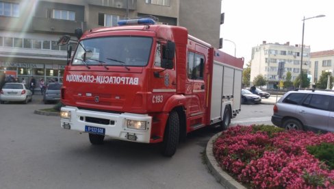 УПРАВЉАЊЕ У ВАНРЕДНИМ СИТУАЦИЈАМА: Тродневна Окружна командно-симулациона вежба УПРАВЉАЊЕ У ВАНРЕДНИМ СИТУАЦИЈАМА: Тродневна Окружна командно-симулациона вежба
