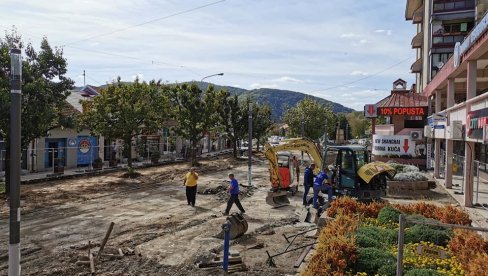 REKONSTRUKCIJA U ZAPADNOMORAVSKOJ OPŠTINI: Sređuju centar Trstenika