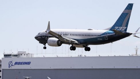 DRAMA NA NEBU:  Uzbuna na boingu 737 maks, kapetan isključio jedan motor, avion sleteo bez incidenata