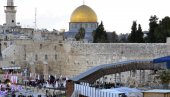 INCIDENTI U JERUSALIMU: Doseljenici upali u dvorište džamije Al-Akse