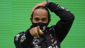 NEOBIČAN ZAHTEV ŠAMPIONA FORMULE 1: Hamilton želi da radi od kuće?