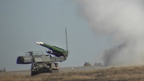 ДОКУМЕНТОВАНО - УНИШТЕНИ С-300 ЛАНСЕР И БУК-М1: Руска војска елиминисала још два ПВО система украјинских снага (ВИДЕО)