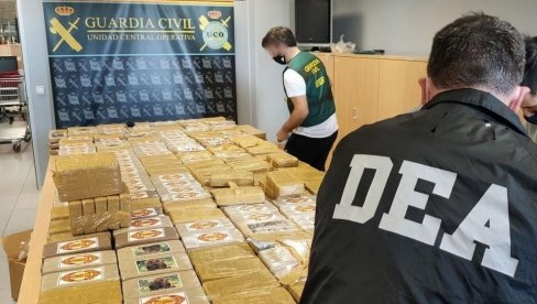 VELIKA ZAPLENA INTERPOLA: Hiljade komada oružja i droga u vrednosti od 5,7 milijardi dolara