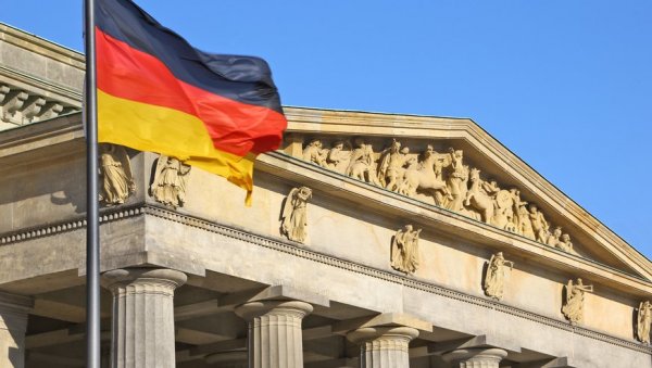 ЕУ ПРОТИВ БЕРЛИНА: ЕК почиње поступак против Немачке због куповине обвезница?