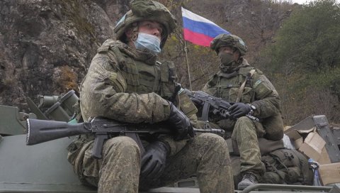 ЈЕРМЕНИ У СТРАХУ: Руски мировњаци у Карабаху треба да остану што је дуже могуће