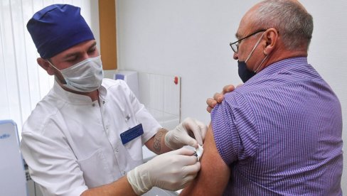 POMAMA ZA VAKCINOM „KOVIVAK“ U MOSKVI: Za 24 sata — vakcinisano 12 hiljada ljudi