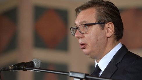 NIKO NIJE VEROVAO DA ĆEMO USPETI: Vučić u obilasku nove kovid bolnice - zahvalio se radnicima