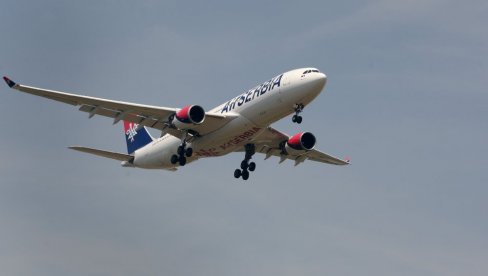 OTKUD SAD ON? Neočekivani putnik u Zvezdinom avionu za Malme
